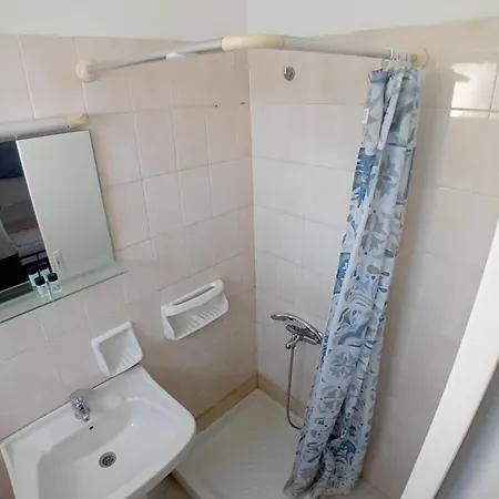 Petros To Let Κατάλυμα σε φάρμα Καλογριά