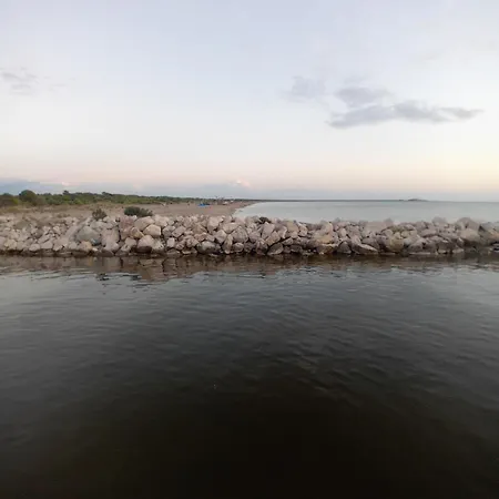 Petros To Let Καλογριά