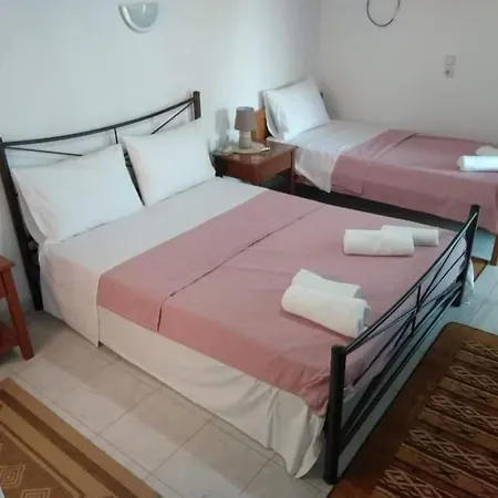 Farm stay Petros To Let